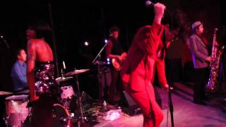 News 4 U - Fitz and the Tantrums