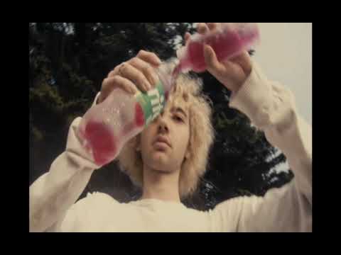 Blurry - it’s okay (Official Music Video)