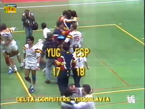 Victoria importantísima del equipo español que vencía al campeón del Mundo. Mund-TCH-1990. YUG-ESP