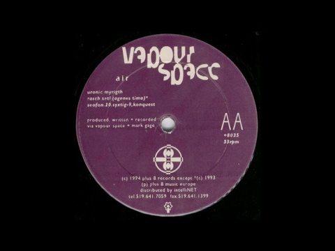 Vapourspace ‎– Space Walk (Uranic Myrigth)