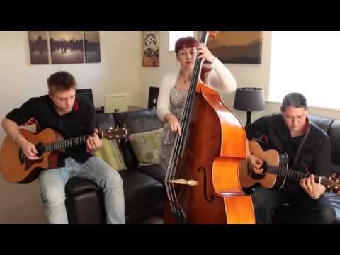 Scarlett Rae And The Cherry Reds - I Don't Care: Live In The Living Room