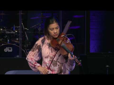 May 26, 2017 Dalisay "Dee" Johnson, the barefoot fiddler!