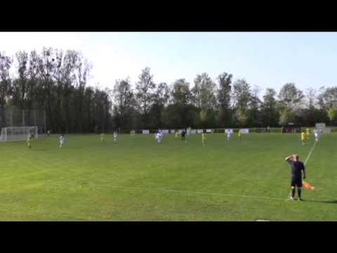 Gól - Pavel Twyrdy (Dolní Lutyně) na 1:1. Dolní Lutyně vs. Frenštát p. Radhoštěm