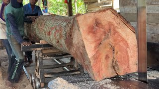 Professional Technique for Sawing 2x20 Boards with a Sawmill Machine