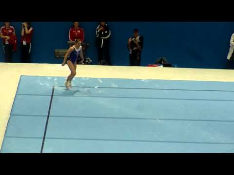 Aliya Mustafina (RUS) FX - 2013 Worlds Podium Training