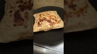 Download lagu Simple Indian Parantha #satisfyingvedio #cristmasdecor #xmastree #christmas mp3