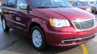 preview picture of video '2012 Chrysler Town and Country #12N502 in Uniontown PA'