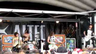 Pierce The Veil - The Boy Who Could Fly - LIVE @  Warped Tour 2010