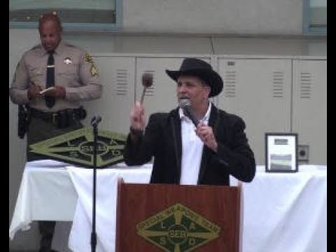 Promotional video thumbnail 1 for Amazing Auctioneer Kevin Stone