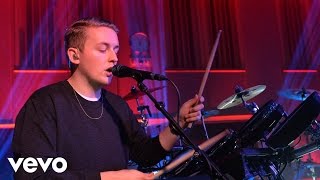 Disclosure - Moving Mountains ft Brendan Reilly in the Live Lounge