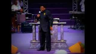 Bishop Eddie L Long - I Know A Man