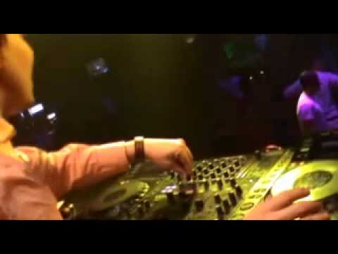 Noel Gitman @ Sphere T club