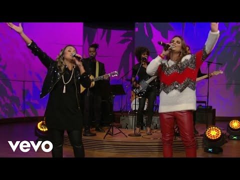 Aline Barros e Bruna Karla - Perto Quero Estar / Rompendo em Fé (From "Conversa Com Bial 2018")