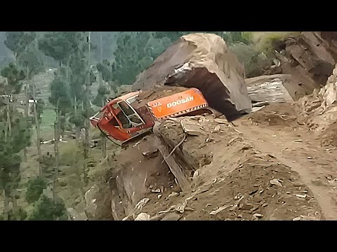 , title : 'Heavy Equipment Operator IDIOTS | WISE Fails Compilation - Biggest Truck, Excavator Fail Win Skills'