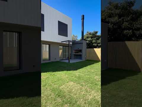 Video de YouTube - Casa en Venta de 3 dormitorios  en Barra de Carrasco, Canelones