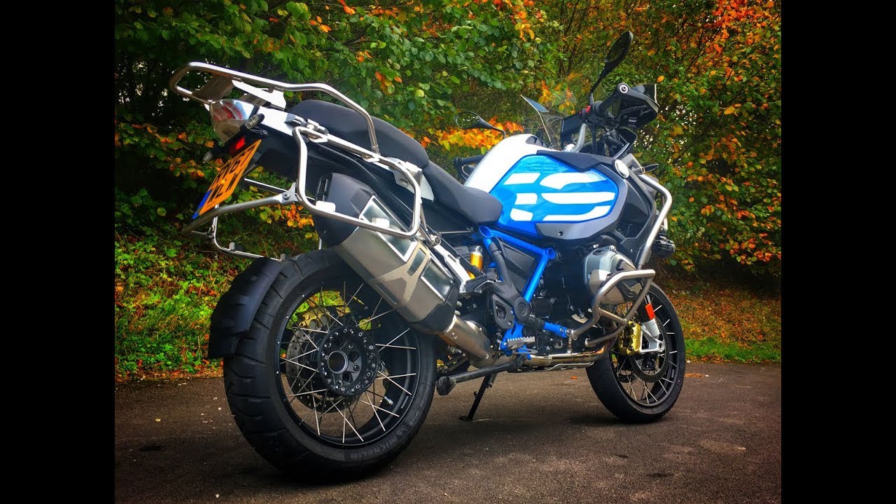 2018 BMW R1200 GS Adventure Review - First look at the TFT screen!