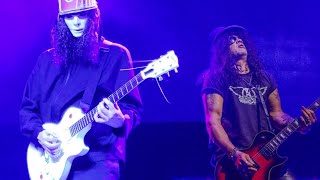 Download lagu SLASH VS BUCKETHEAD mp3 Download lagu SLASH VS BUCKETHEAD mp3