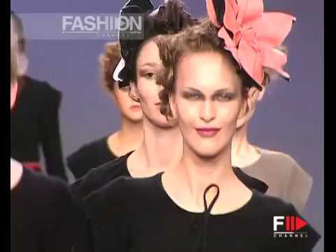 "Sonia Rykiel" Autumn Winter 2001 2002 Milan 4 of 4 Pret a Porter Woman by FashionChannel