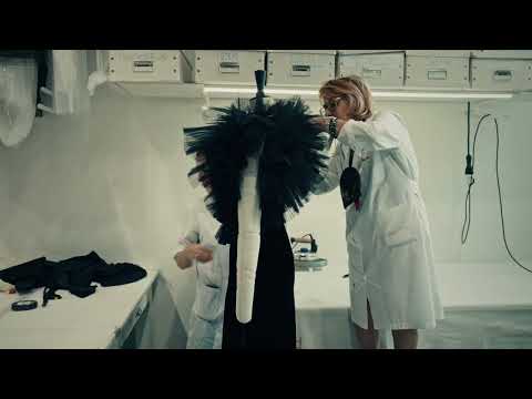 Valentino Vertigineux | Inside the Atelier