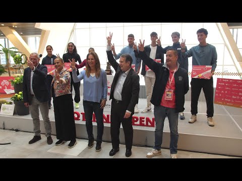 Entrega de wild cards con Arantxa S.Vicario en Vialia Estación Vigo - Vigo Tennis Open 2022