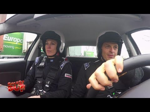 Stunttraining extreme! Kaya Yanar lernt einparken - Guckst Du?! Kayas große Kinoshow