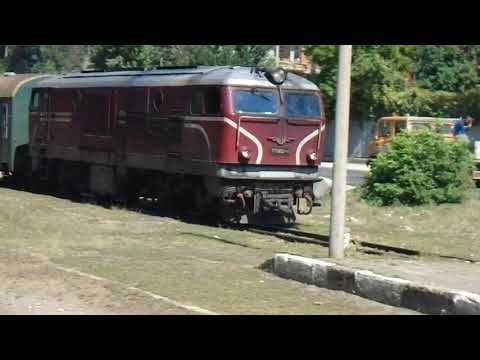 Narrow-gauge train arrives at Velingrad South station