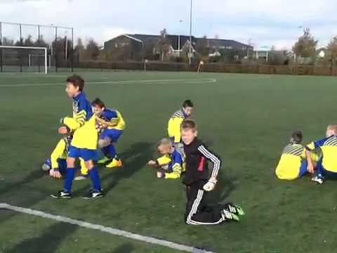 DESTO D5 (za) vs. OSM '75 D5 (za) 9-11-2013 12:00