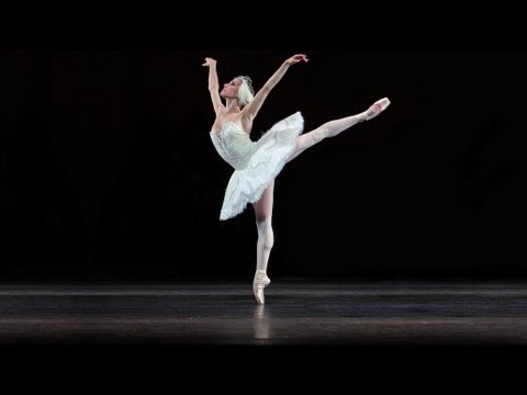 Tchaikovsky: Swan Lake - The Royal Ballet - Digital Theatre