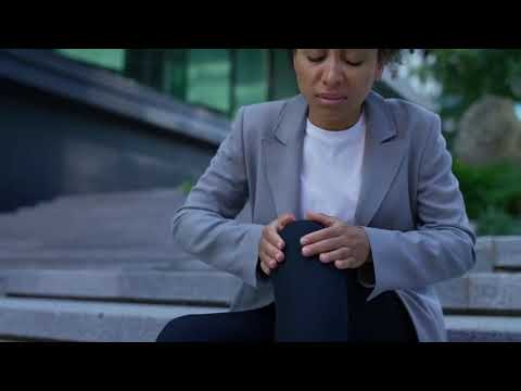 “Can’t Sleep Because of Back Pain? Practical Ways to Find Relief at Home”