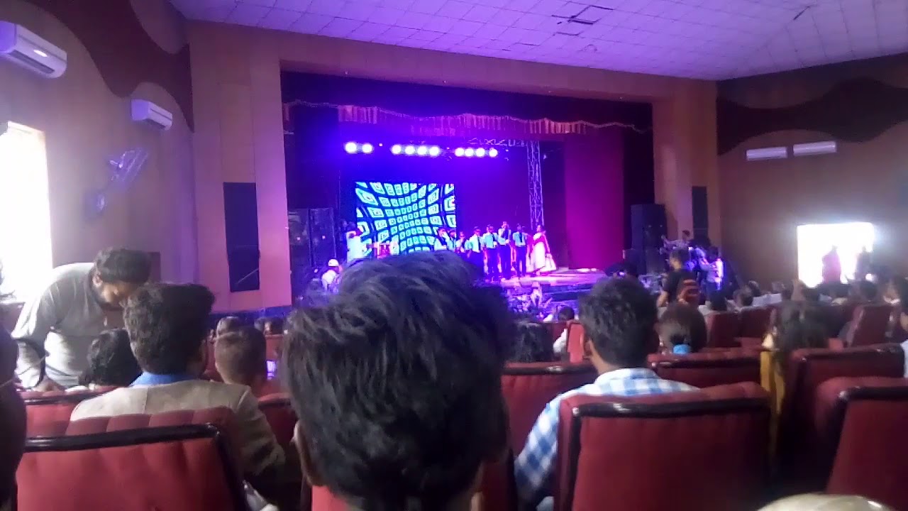 BLAIND SCHOOL ka student ne garda uda diye k arma purshandhya me