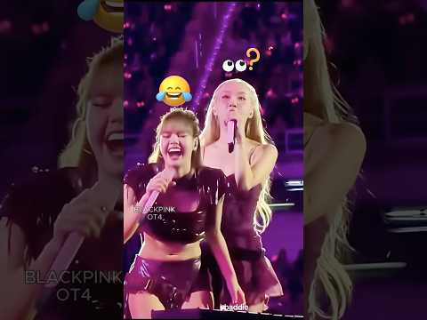 The members were thrilled to unexpectedly encounter a fake Rosé at the concert!🤣 #lisa #rose