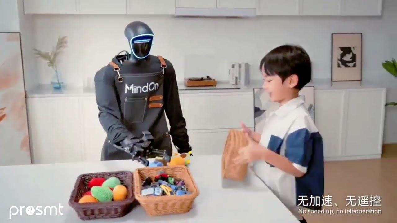 Unitree G1 İnsansı Robotu Ev İşlerinde Görev Başında! 🤖