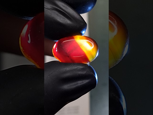 حجر عقيق اندماج اللون البني بشكل رائع طبيعي مفحوص...