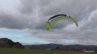 preview picture of video 'Oxy 3.0 schneller Abstieg RC-Paraglider Opale Paramodels'