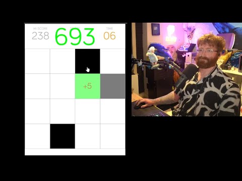 B0aty finally plays the tapping game again