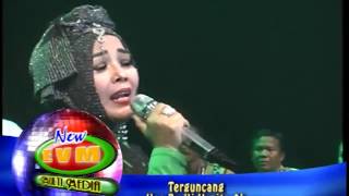 Download lagu terguncang hj yunita ab mp3 Download lagu terguncang hj yunita ab mp3