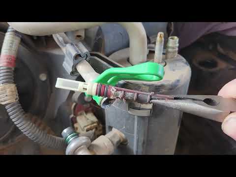 6.0 Diesel A/C Orifice Tube Removal And Inspection