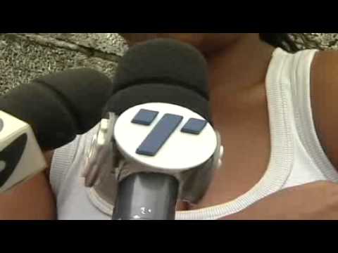 Bandidos miram primos e acertam criança