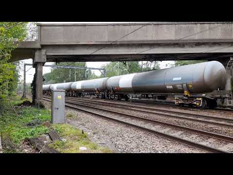 GBRf 66722'Sir Edward Watkin' passes cremorne lane on the harwich-north walsham tanks on 17/5/23