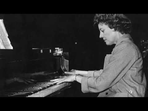 Monique Haas plays Haydn, Fantasia in C major, Hob. XVII/4,  "Capriccio"