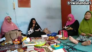 Download lagu Surah Yasin - asroqol dan sholawat ibu ibu mp3