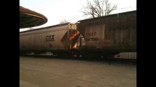 preview picture of video 'SB GLC grain train in Durand 4/10/11'