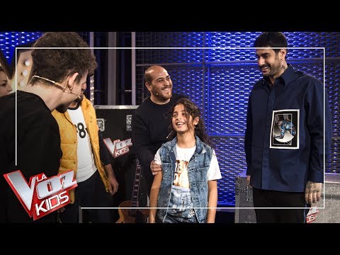 Melendi and Arkano steal a talent from David Bisbal | Battles | The Voice Kids Antena 3 2019