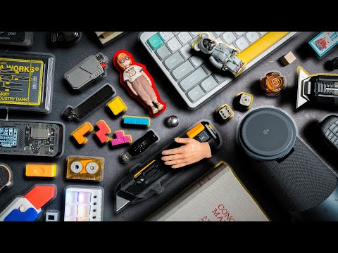 8 Essential Gadgets for your Work-From-Home Office in 2025!