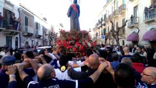 preview picture of video 'Milazzo, processione San Francesco di Paola 2014 (interviste)'