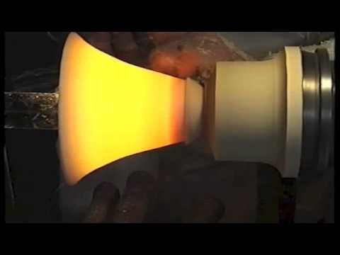 Vasedreiing med lys Stuart Mortimer