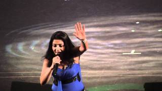Dance pe chance maar le - by Sunidhi Chauhan- Live performance