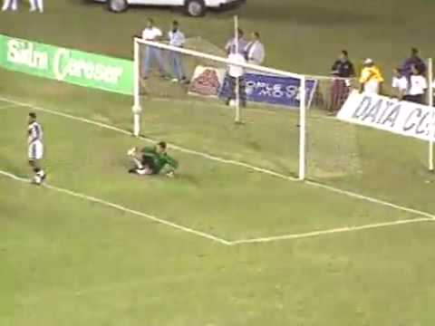 Baú do Esporte - Em 1997, os gols de Vasco 4 x 3 Atlético-PR pela Copa do Brasil