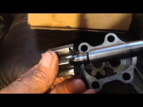 Buy Cat ! John Deere Fails, 4045T Engine- oil pump flawed ( and they know it ! )
