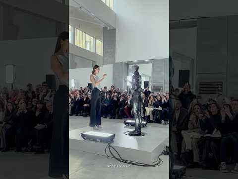 Yasmin Wijnaldum closes Giuseppe di Morabito FW 25 #fashion